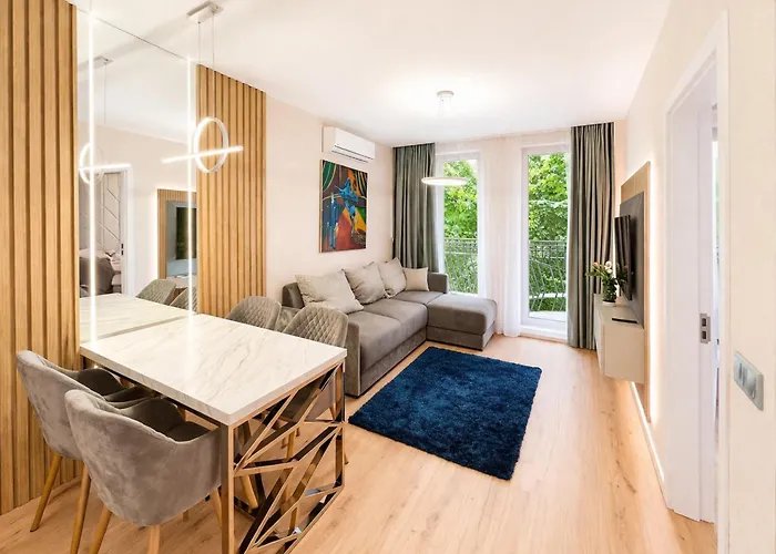 Harmony 18 Private 211 * Slăntjev Brjag